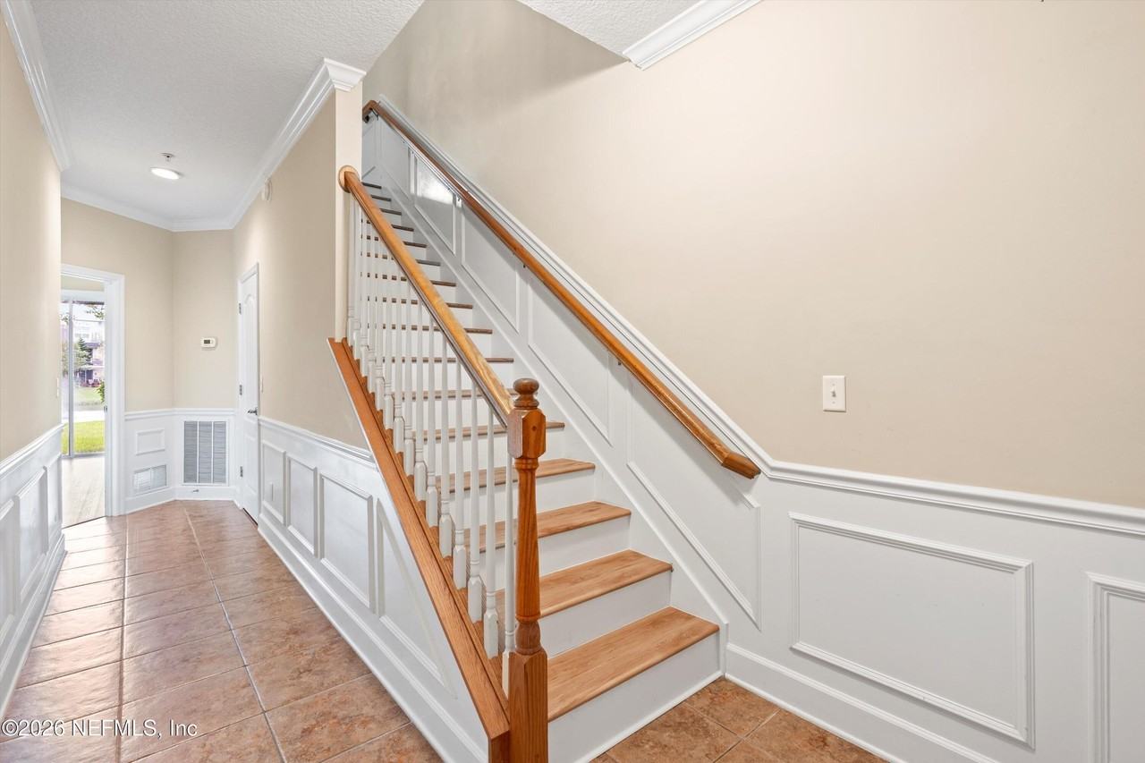 4368 Ellipse Dr - Photo 2 of 22