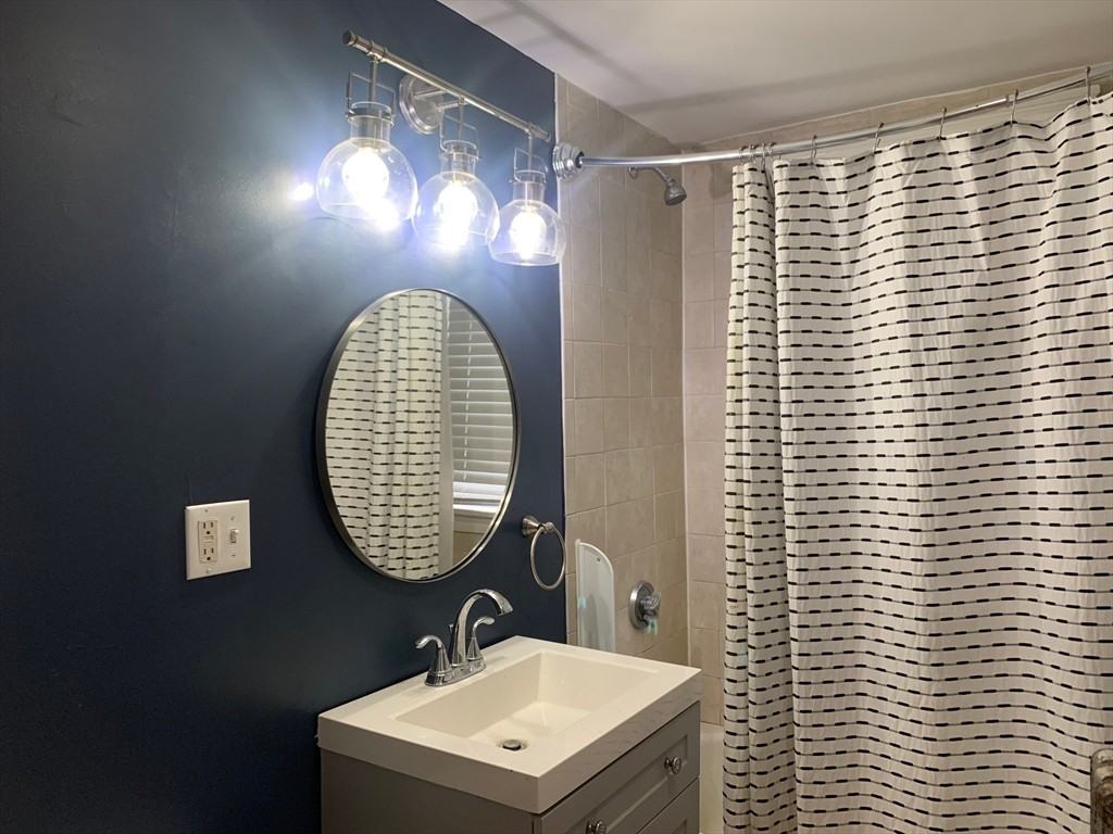 29 Gibson St - Photo 5 of 11
