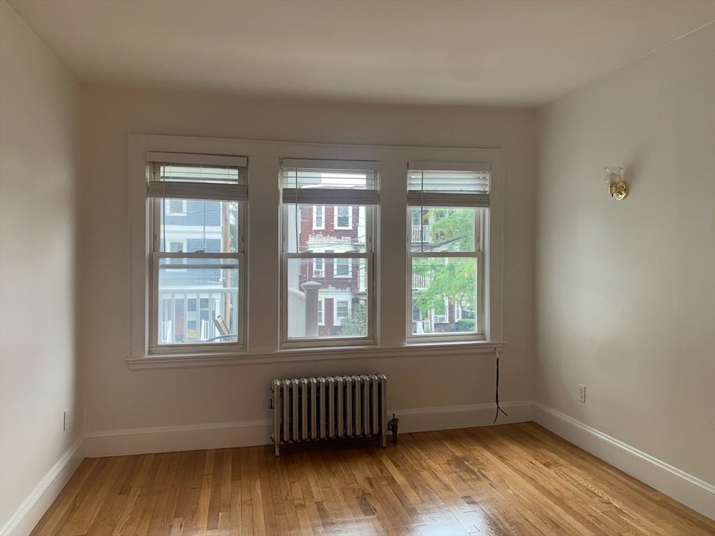 29 Gibson St - Photo 6 of 11