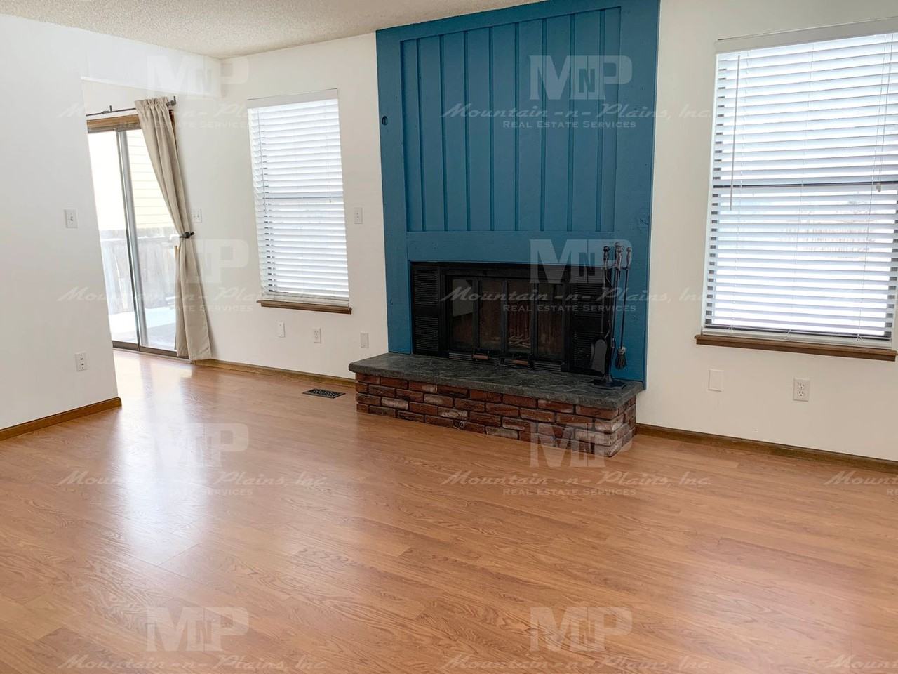 972 Bitterbrush Ln - Photo 2 of 19