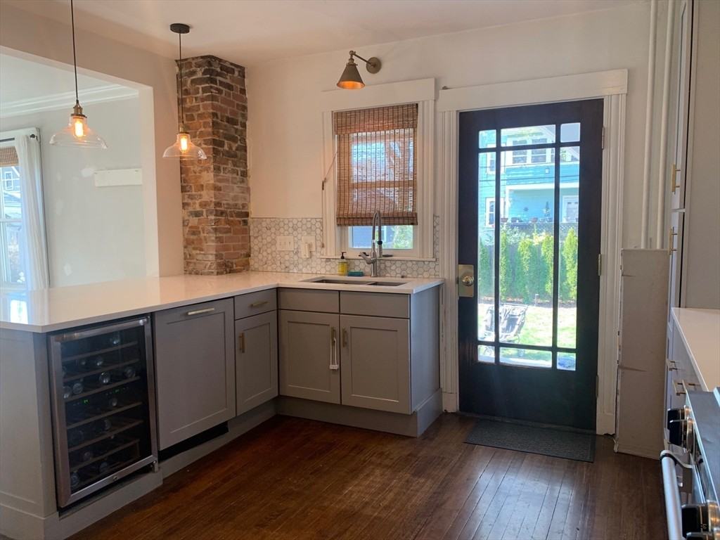 19 Bexley Rd - Photo 4 of 19