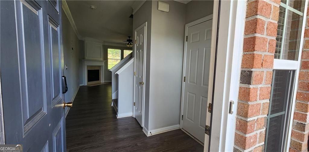 413 Windstone Trl - Photo 7 of 49