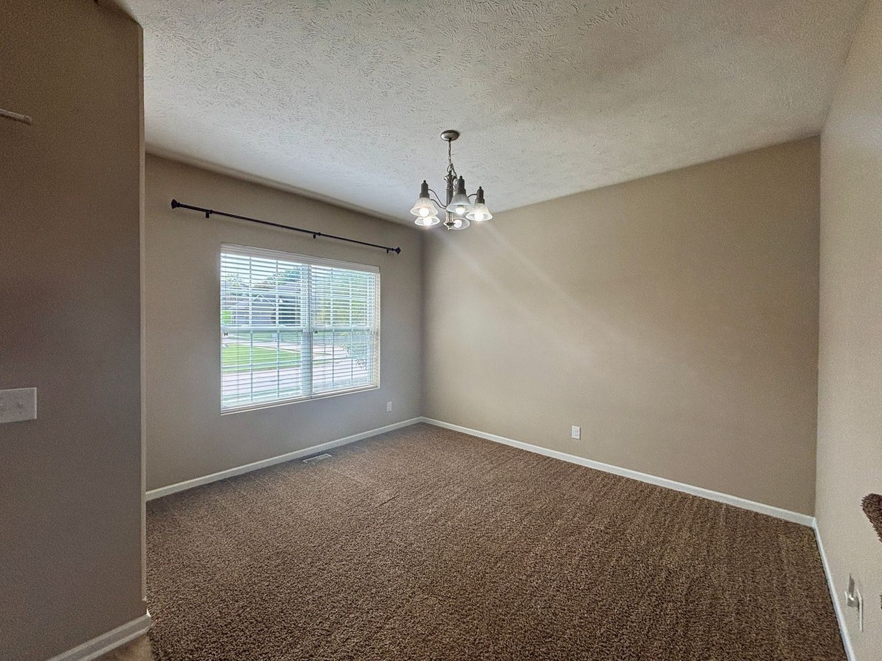 2625 N 169th St - Photo 3 of 33