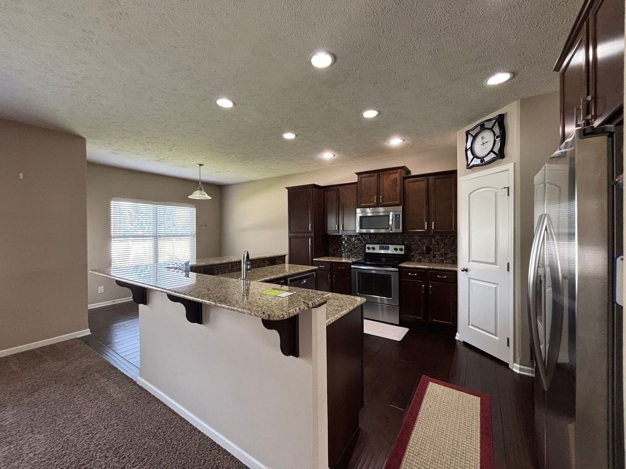 2625 N 169th St - Photo 5 of 33