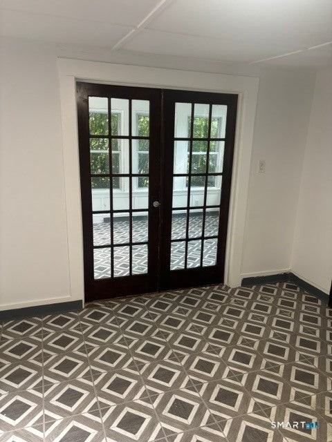 389 Main St - Photo 7 of 22