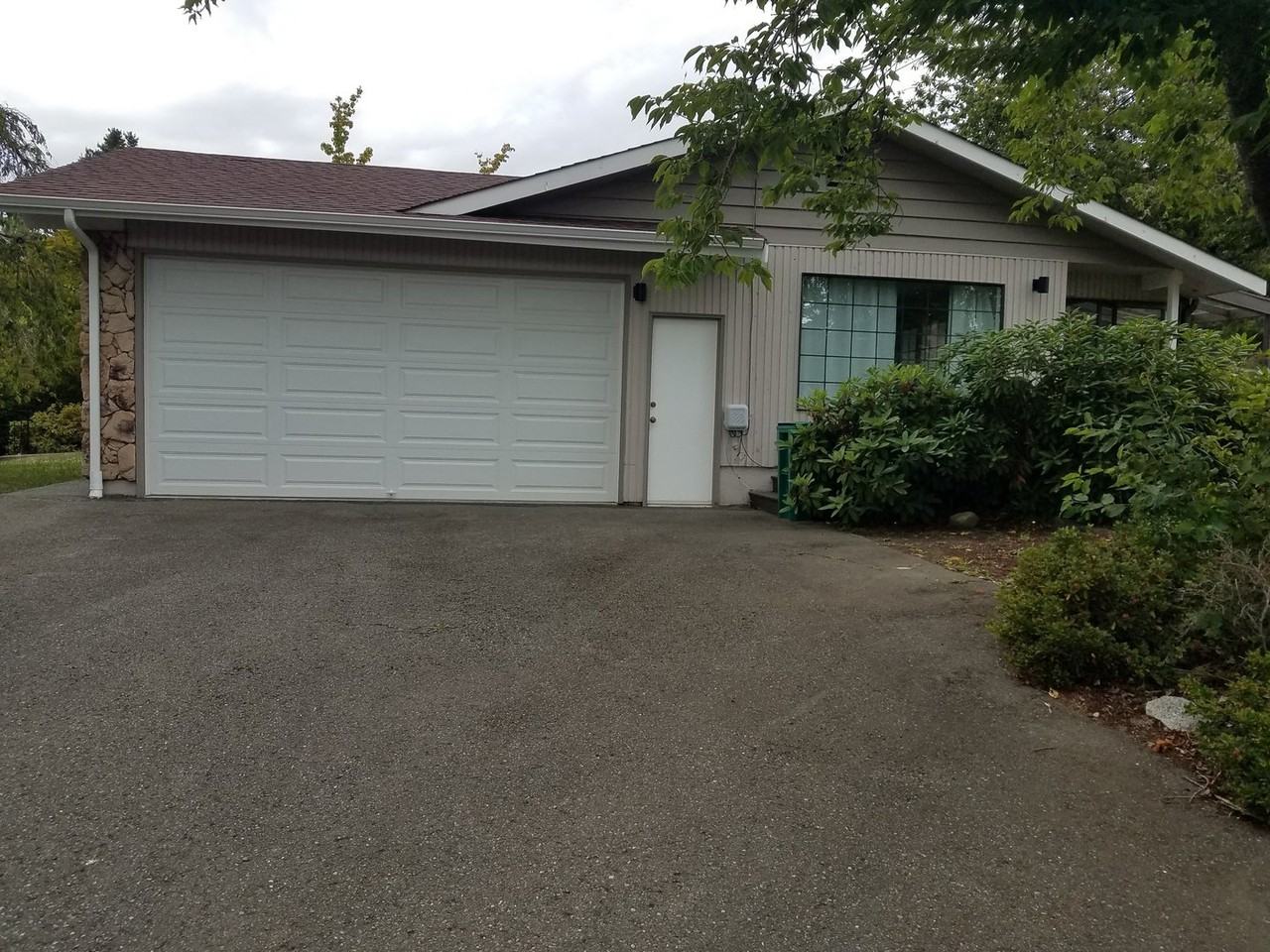 3800 Nome Dr - Photo 2 of 11