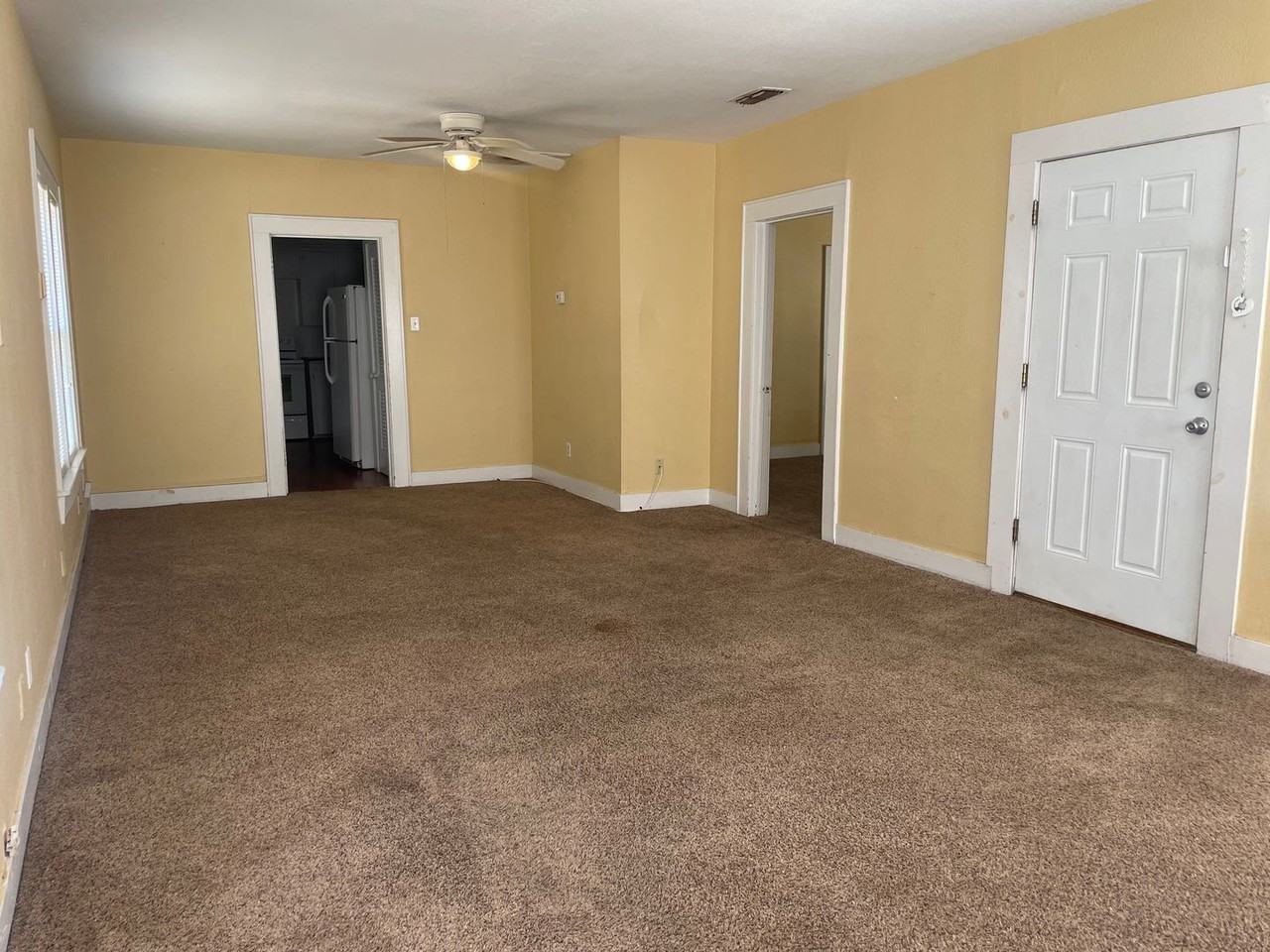 421 Kirkwood St - Photo 6 of 18