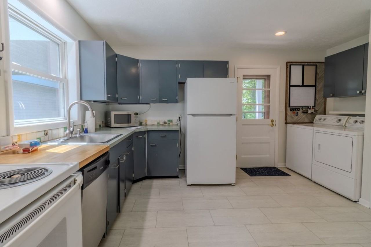 2020 Chippewa St - Photo 7 of 26
