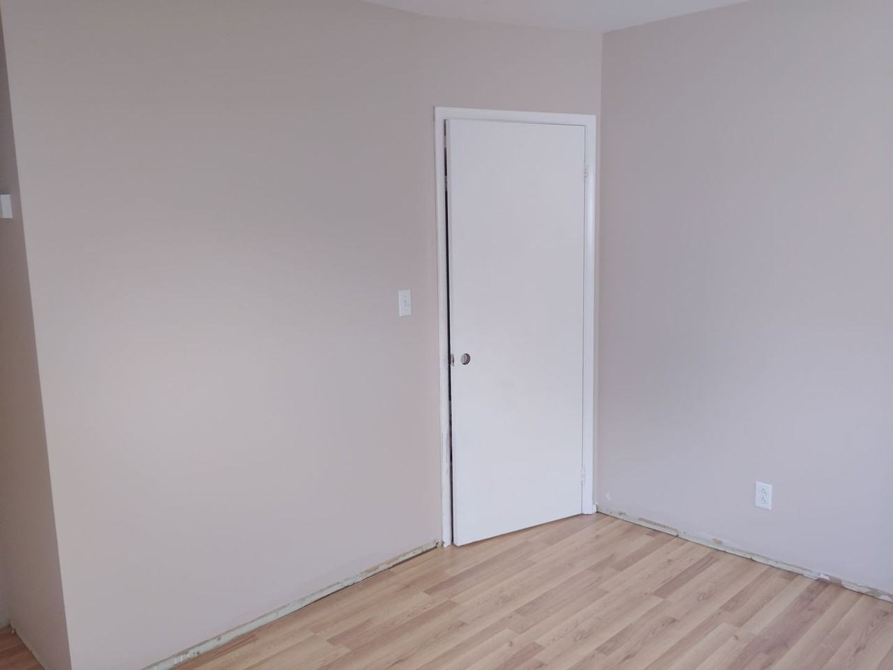4046 Virginia Cir E - Photo 2 of 13