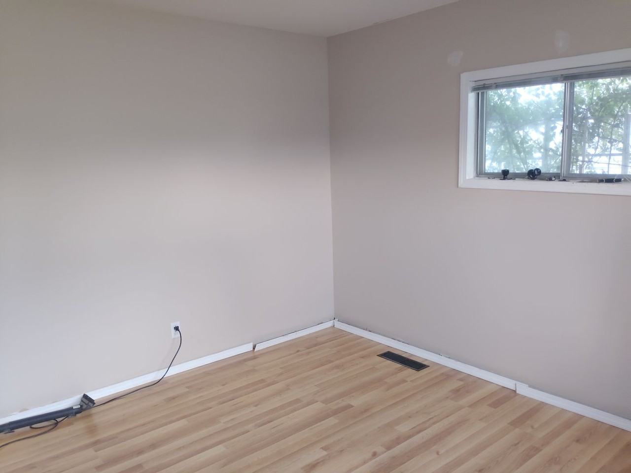 4046 Virginia Cir E - Photo 3 of 13