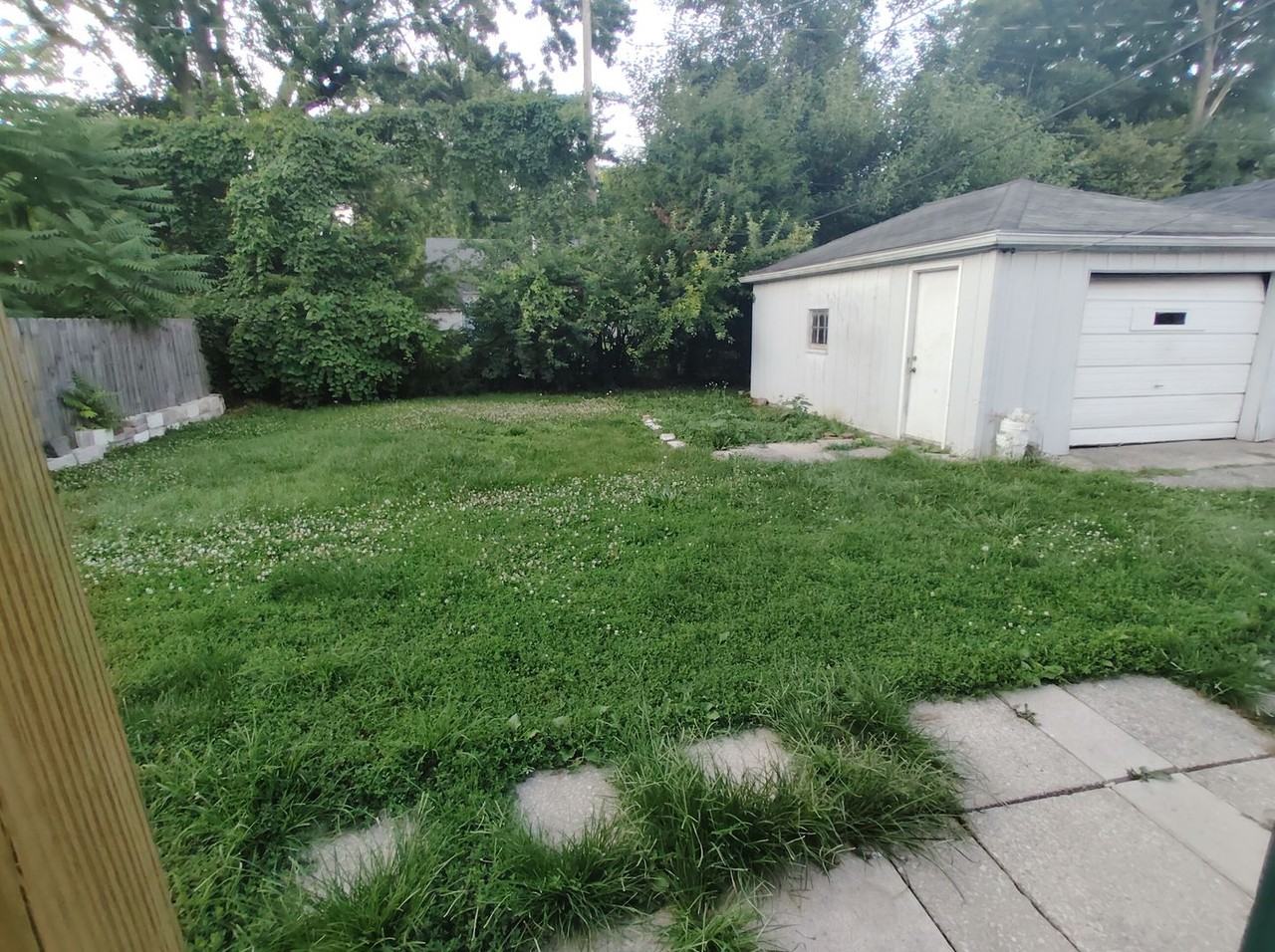 4046 Virginia Cir E - Photo 6 of 13