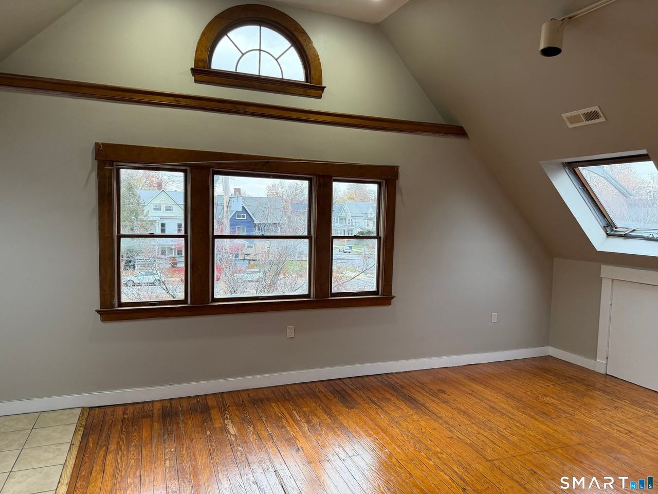 358 Edgewood Ave - Photo 3 of 11