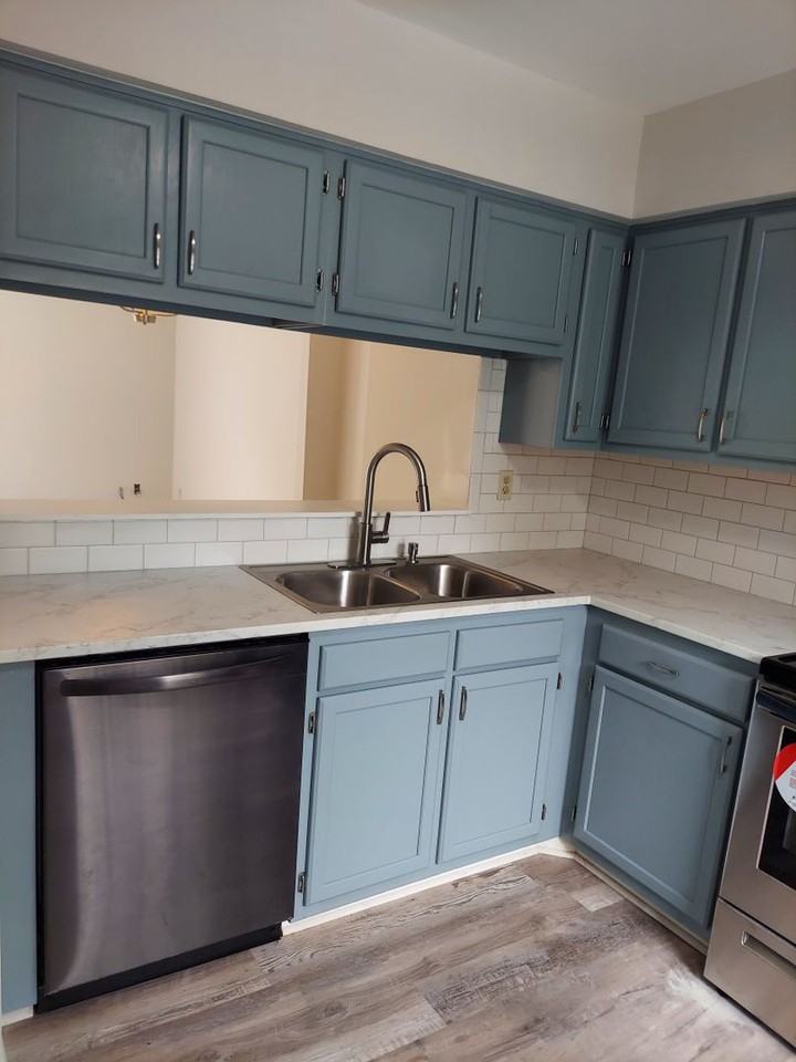675 Lex Dr - Photo 4 of 17