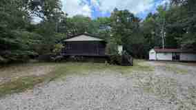 121 Rainwood Dr - Photo 1 of 1