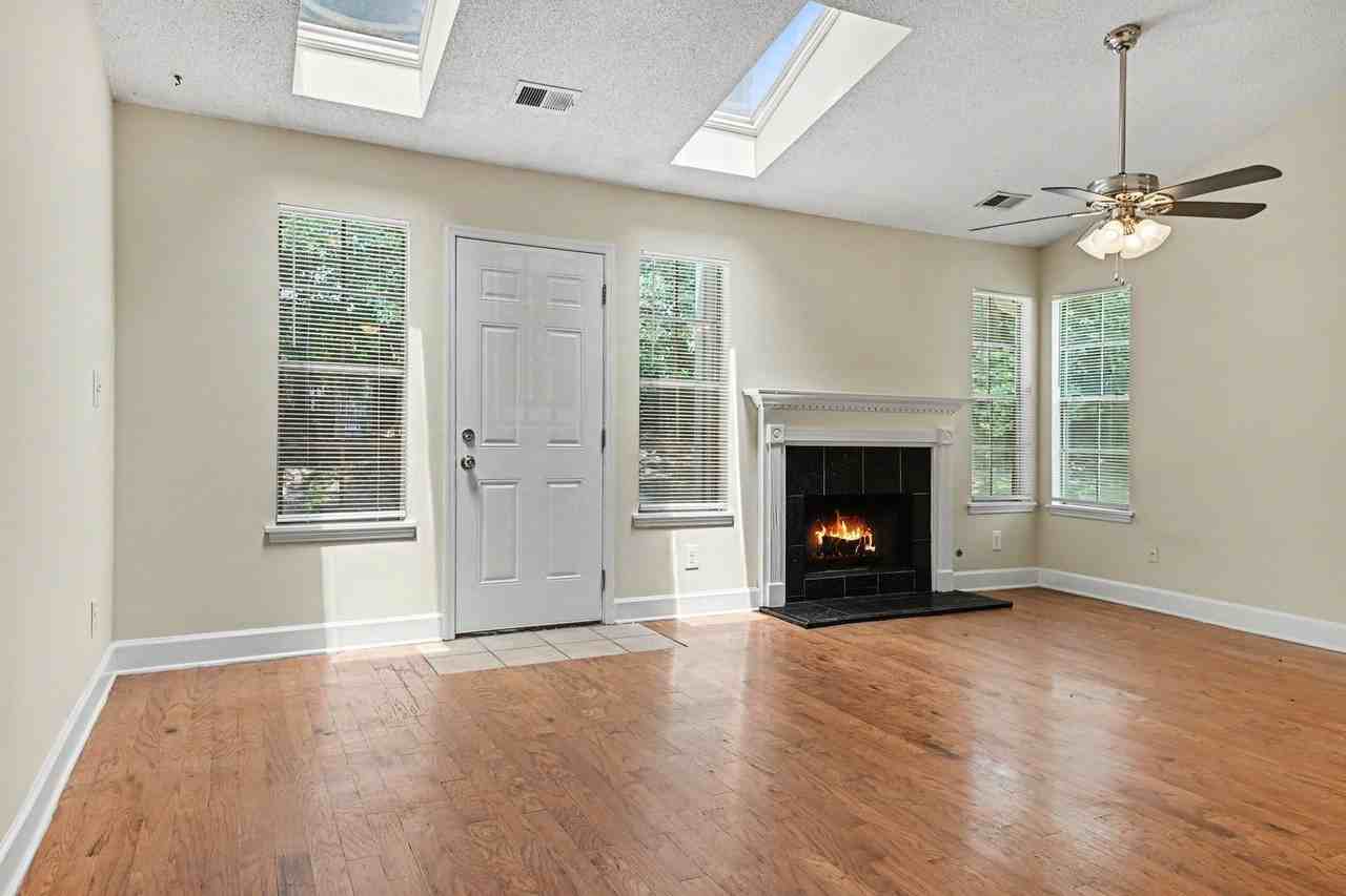 3543 Broad Oak Ct - Photo 3 of 17