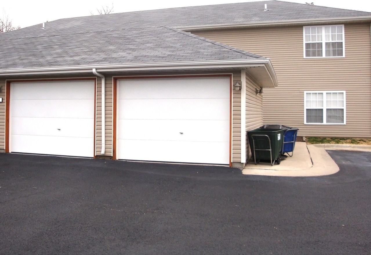 155 Knowledge Ave #B - Photo 2 of 6