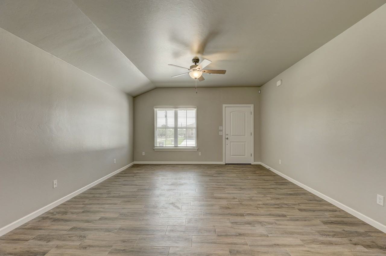 721 League Cir - Photo 6 of 31