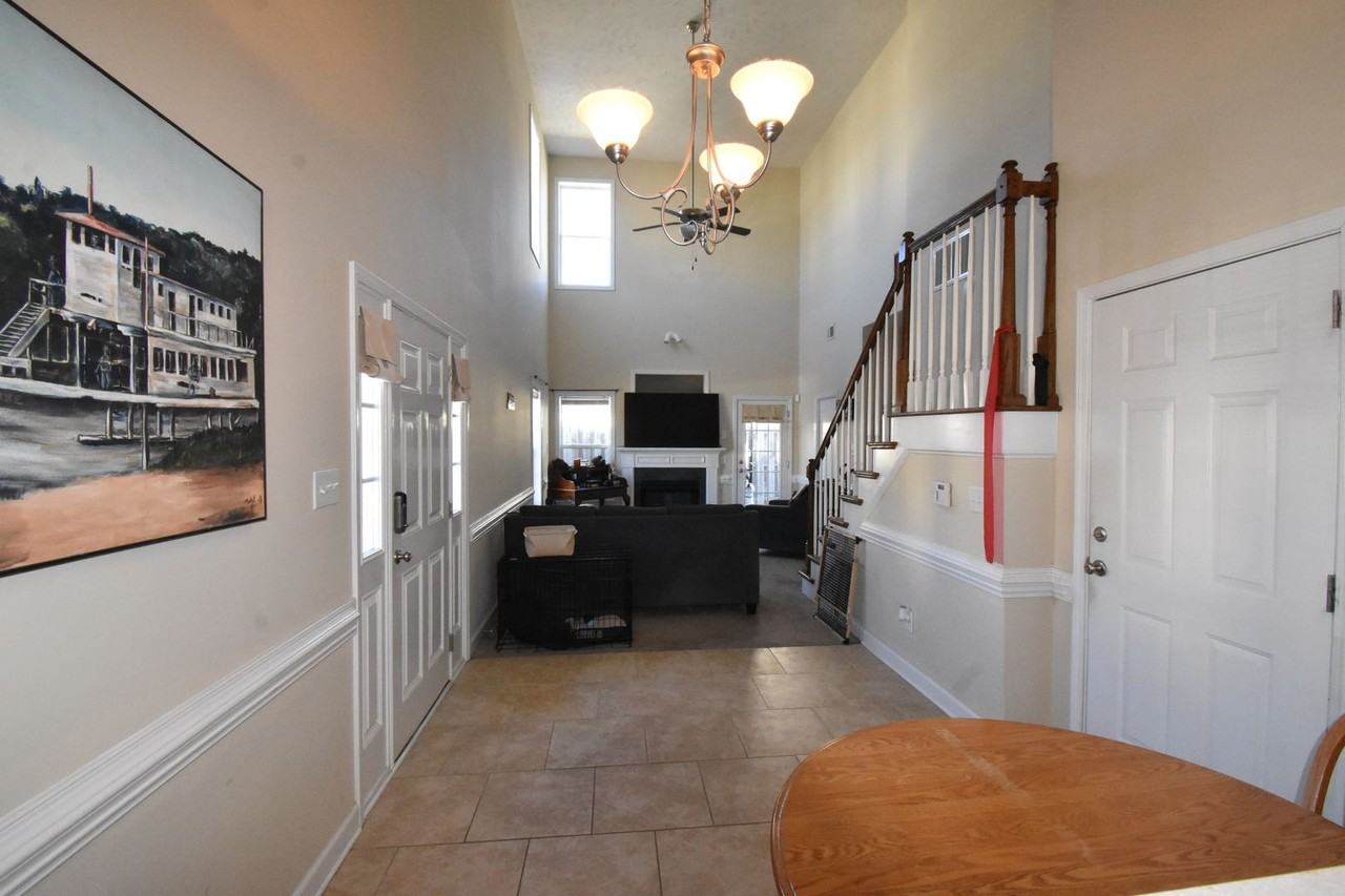 3071 Candlelight Dr - Photo 3 of 22