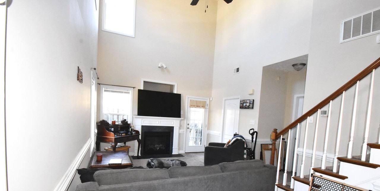 3071 Candlelight Dr - Photo 4 of 22