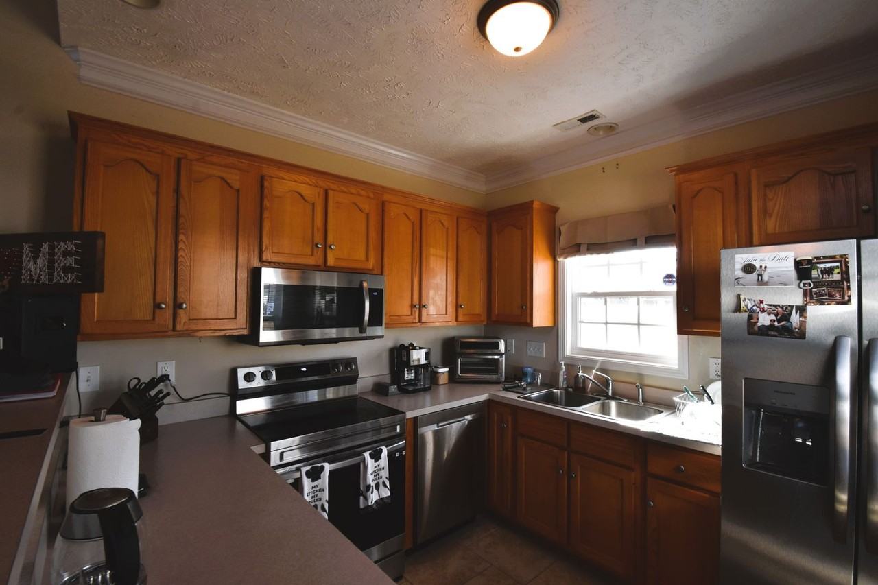3071 Candlelight Dr - Photo 6 of 22