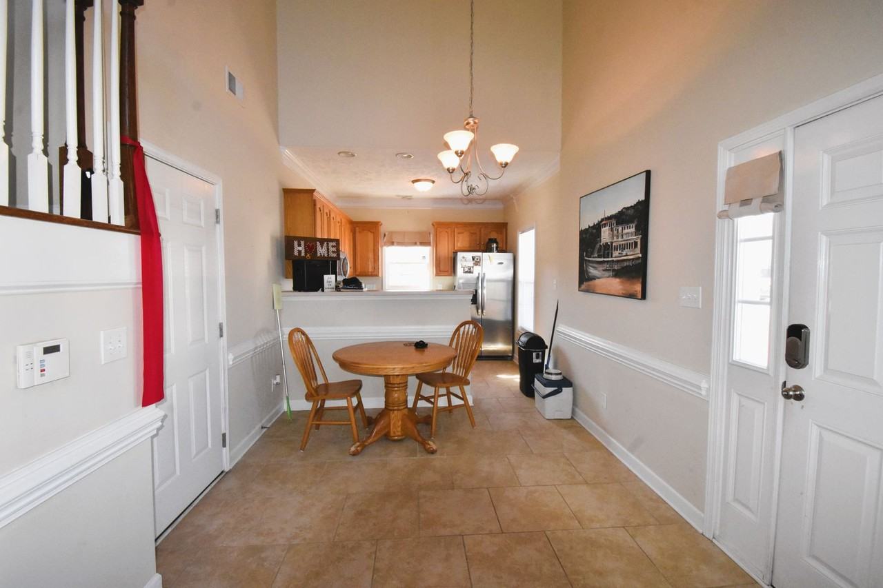 3071 Candlelight Dr - Photo 7 of 22
