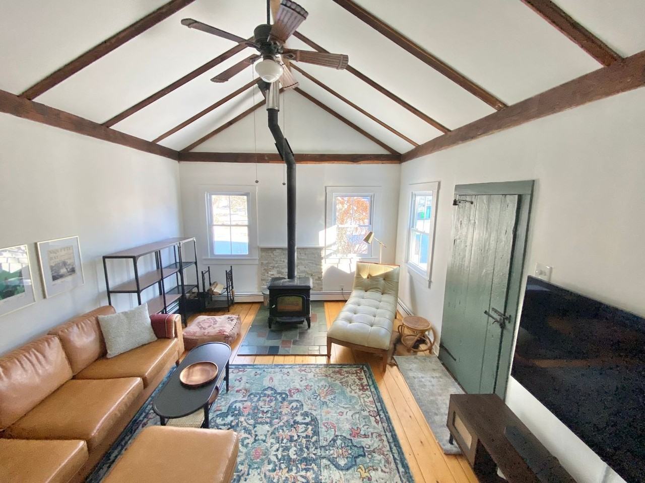 851 Main St - Photo 6 of 24