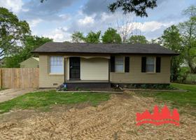 featured image of 4960 Frankie Ln