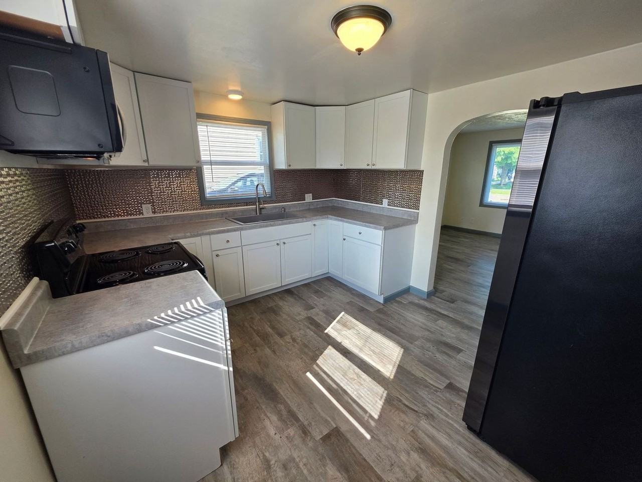 753 Appleton Rd - Photo 2 of 16