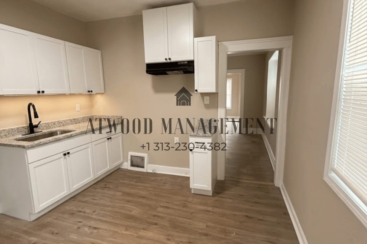 6439 Fischer St - Photo 6 of 13
