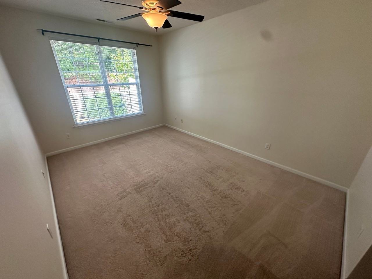 518 Auburn Square Dr - Photo 6 of 15