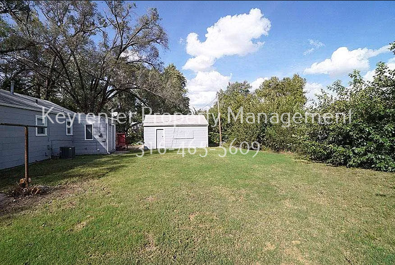 5618 S Vandale Ave - Photo 7 of 8