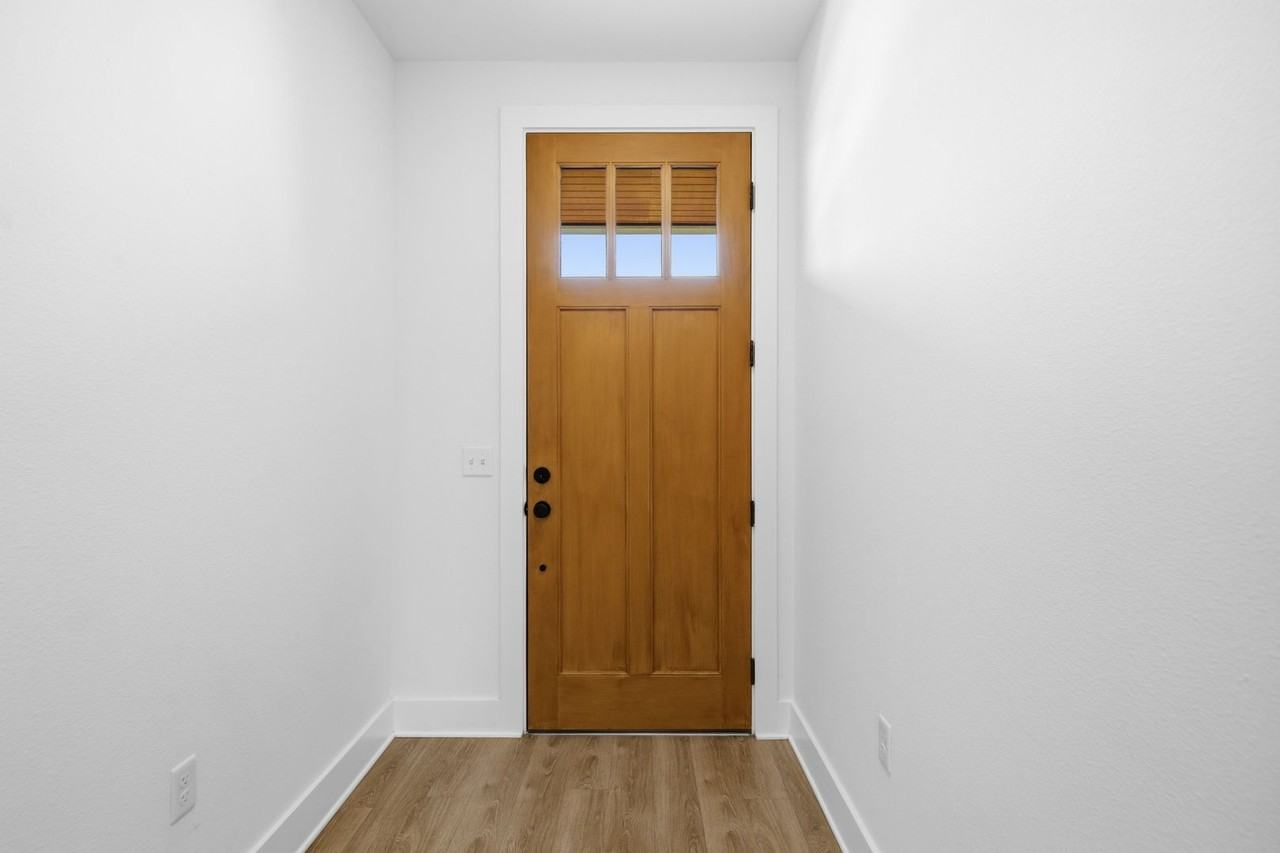 4704 Sunset Trl #3201 - Photo 3 of 39