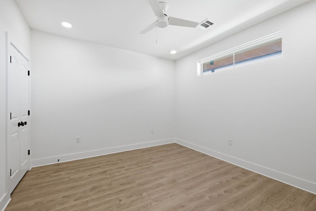 4704 Sunset Trl #3201 - Photo 4 of 39