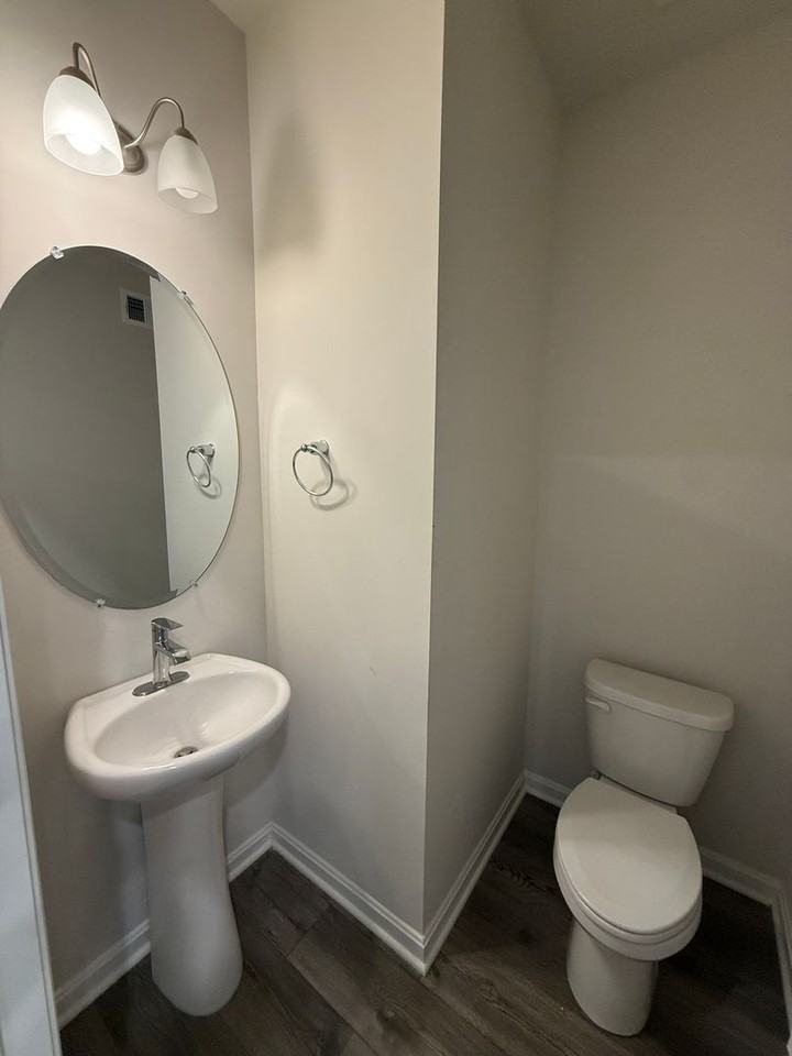 170 Correri St - Photo 5 of 19