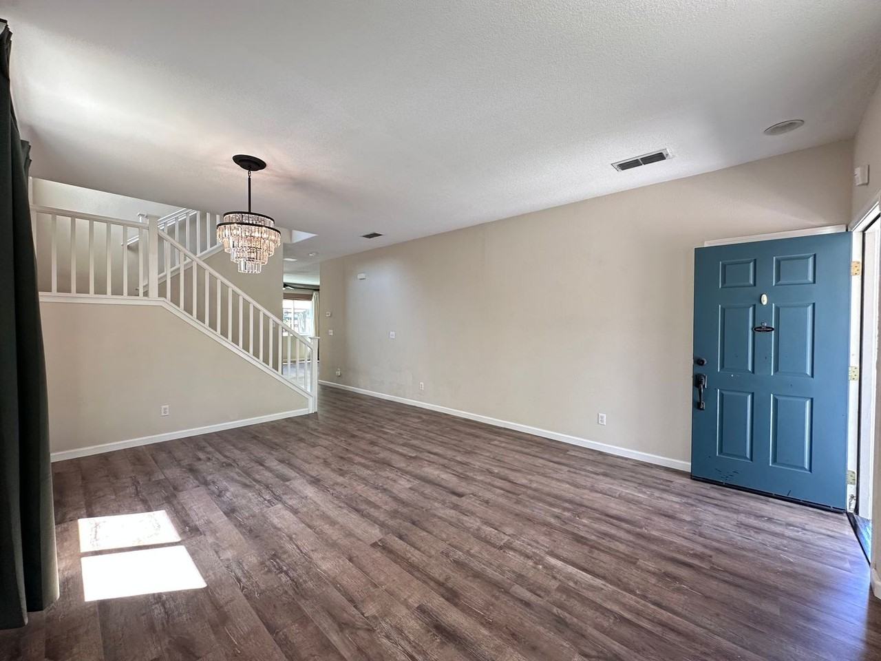 3045 Catalina Island Rd - Photo 3 of 40