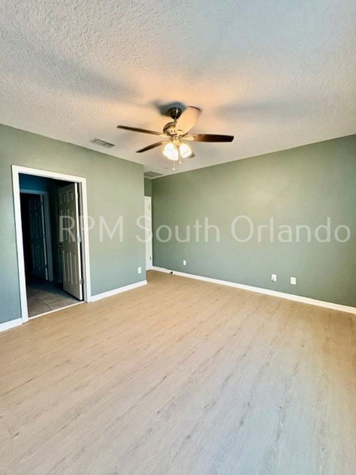 2751 Wadeview Loop - Photo 5 of 14