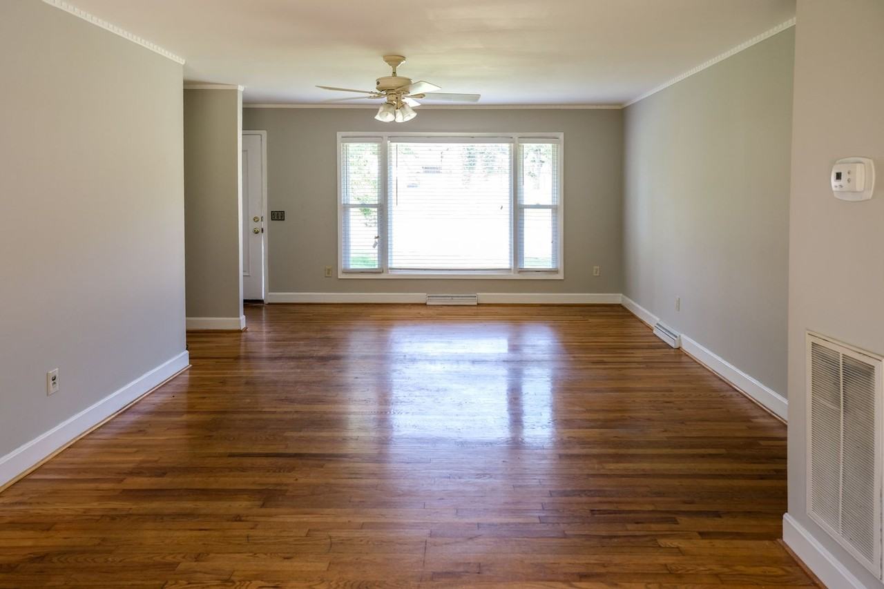 6 Hardale Ln - Photo 3 of 16