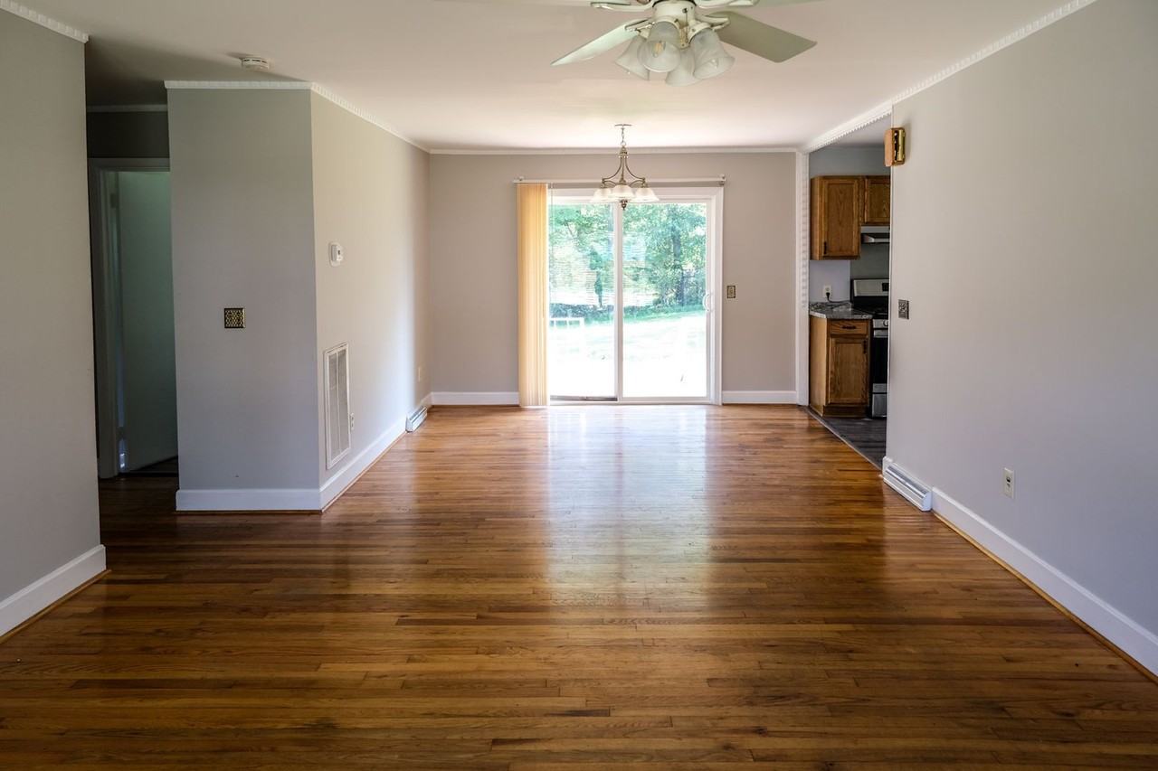 6 Hardale Ln - Photo 4 of 16