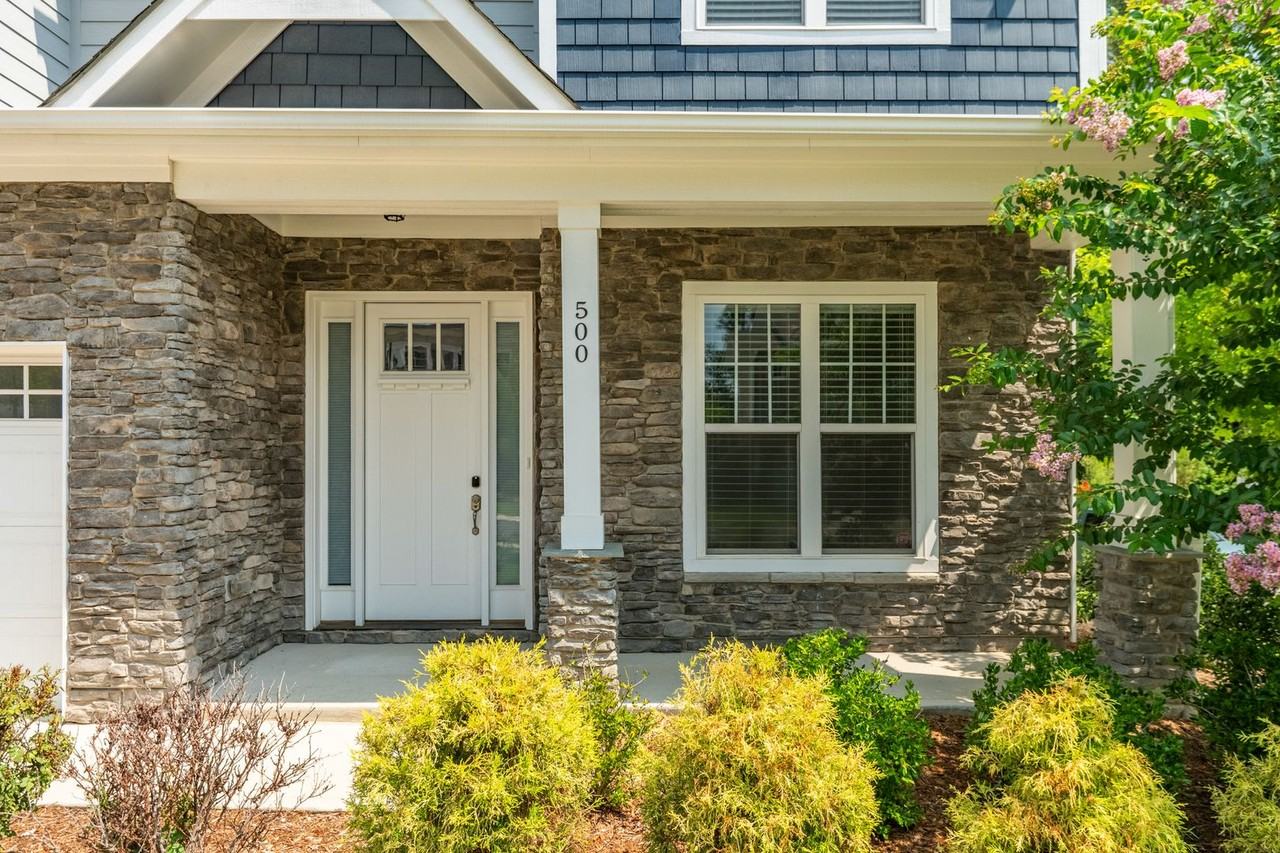 500 Kings Lake Way - Photo 3 of 42