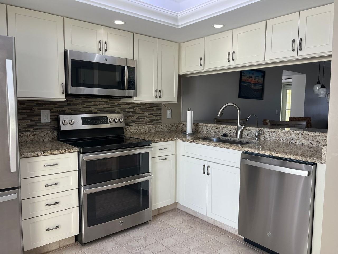 310 Wexford Ter - Photo 6 of 43