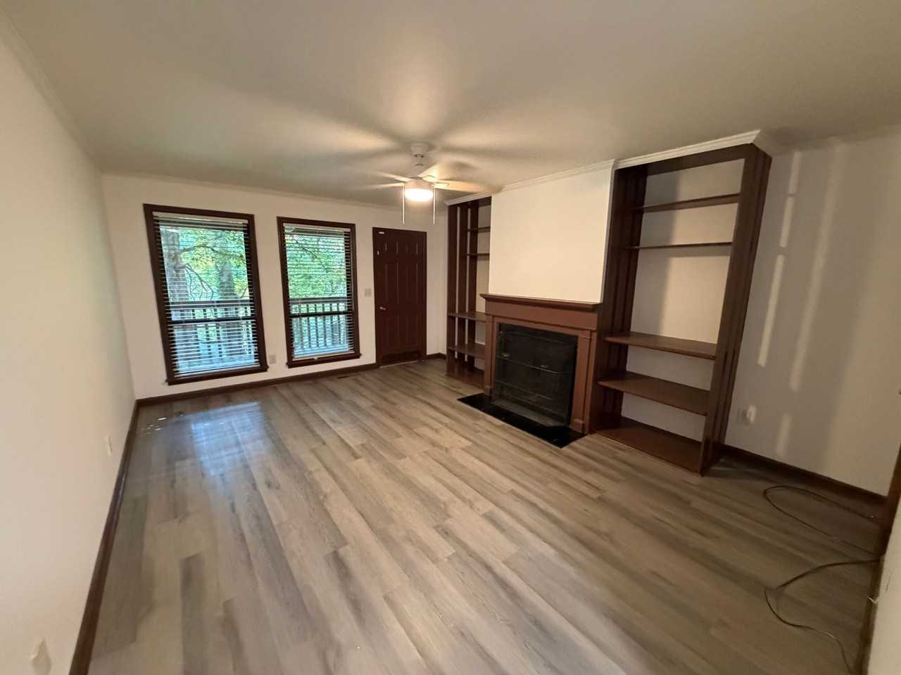 1702 Pine Tree Dr - Photo 4 of 25