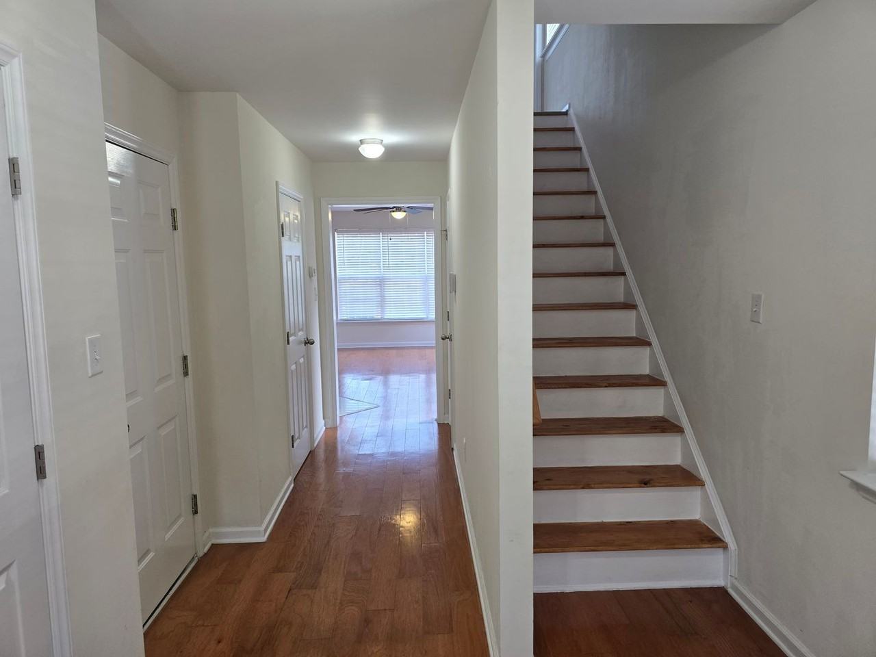 9804 Blackwell Dr - Photo 2 of 20