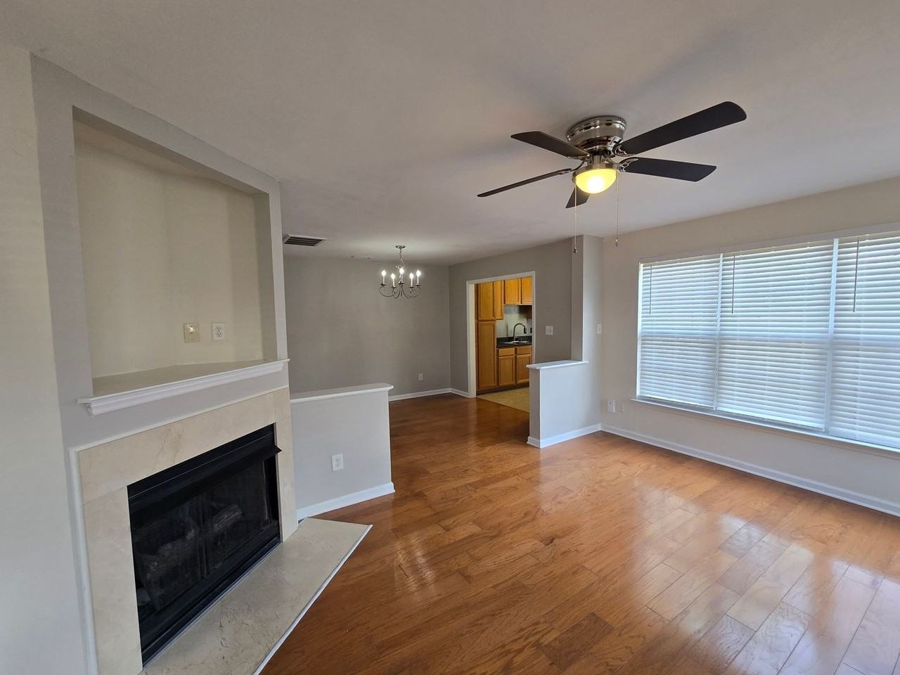 9804 Blackwell Dr - Photo 5 of 20