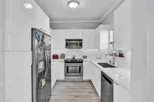 3135 Gifford Ln - Photo 1 of 1