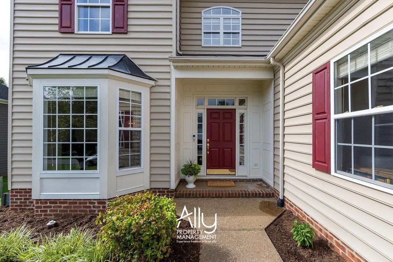 362 Grayrock Dr #1 - Photo 5 of 43