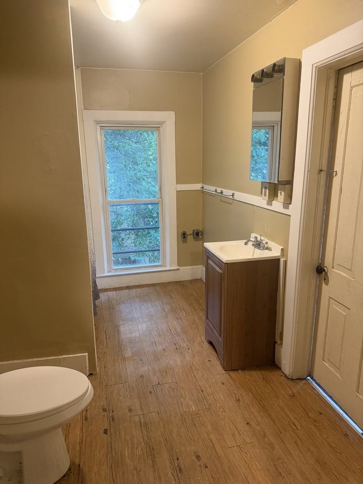 2100 Pershing Blvd #3 - Photo 7 of 8
