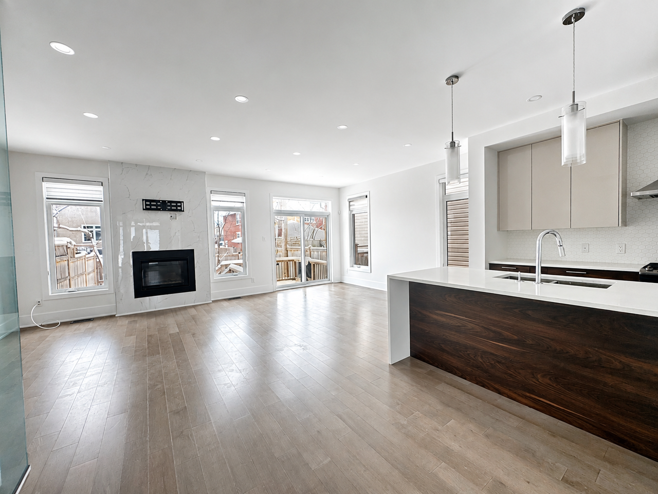 360 Whitby Ave #360 - Photo 5 of 23