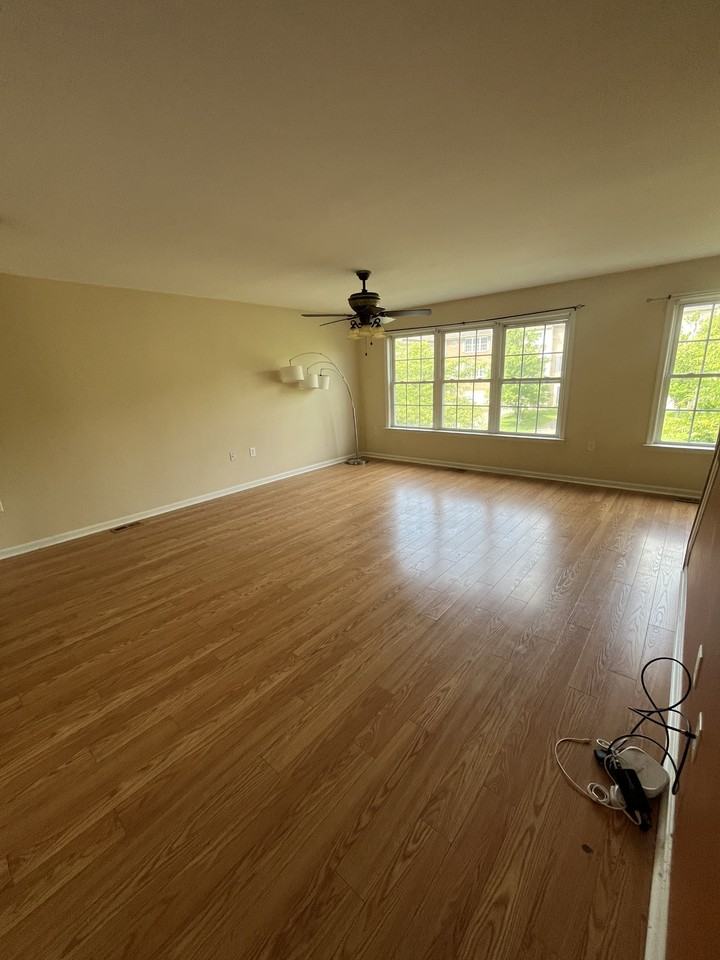 88 Teague Ln #1 - Photo 4 of 14