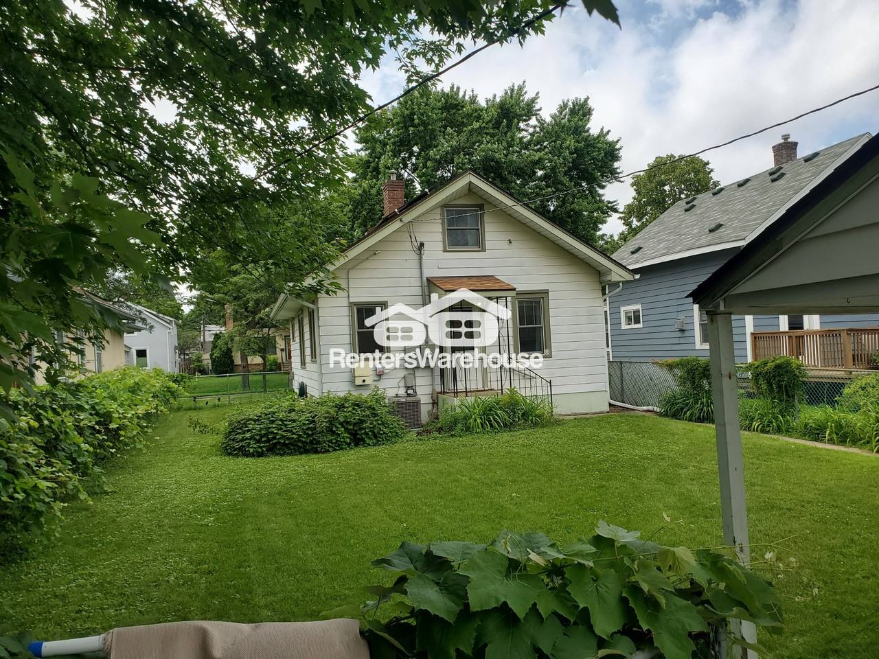 3709 41st Ave S - Photo 2 of 20