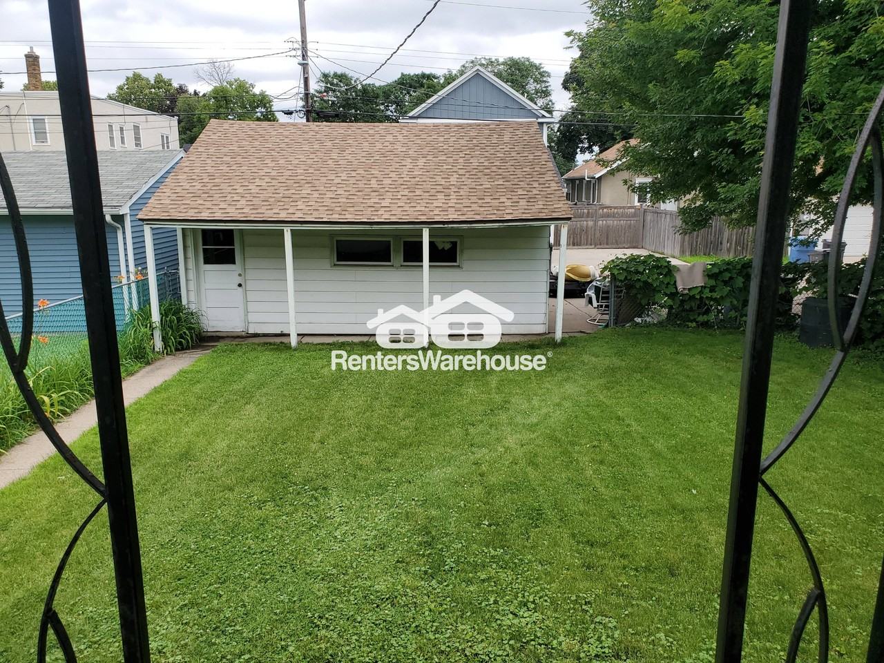 3709 41st Ave S - Photo 3 of 20